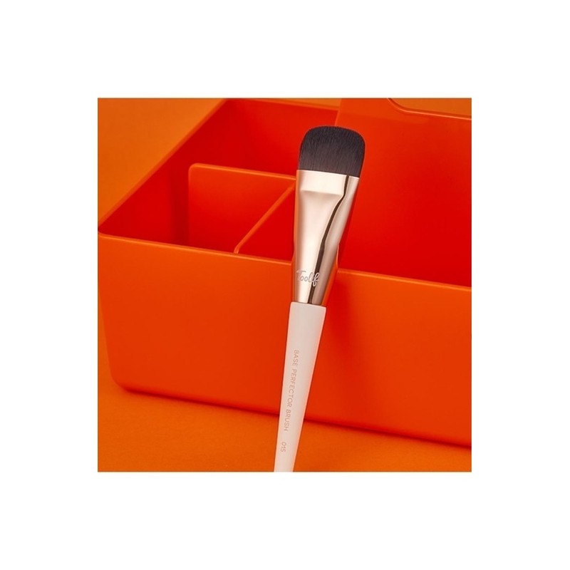Tulip Base Perfecter Brush / 툴리프 베이스 퍼펙터 브러시