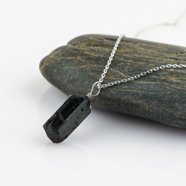CRYSTALIS Natural Raw Black Tourmaline Pendant Necklace, Rough Rock Crystal, Chakra Healing Stone, Gift Giving Women Jewelry, Dainty 925 Sterling Silver Chain 18 inch, Yoga & Meditation