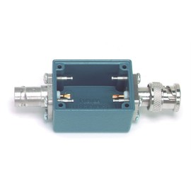 Pomona 3752 Shielded Box, Miniature with Bnc (M) and (F), Blue