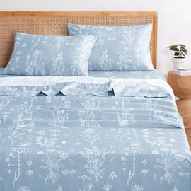 Wake In Cloud - Floral Bed Sheets, 4-Piece Sheet Set, Cute Botanical Shabby Chic Coquette Cottagecore Flower, Soft Microfiber Deep Pocket Bedding, Dusty Blue, Full Size