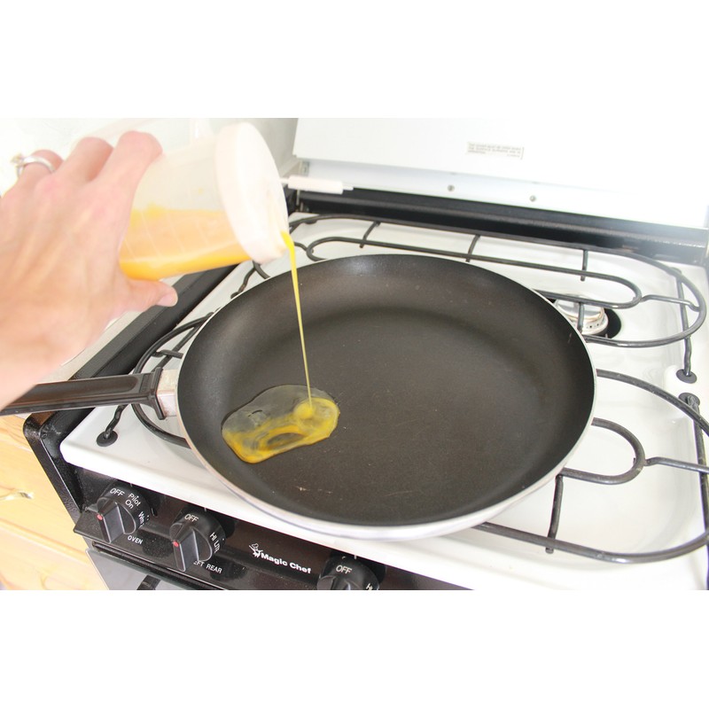 Cooking Concepts Mix and Serve, Plastic Measuring Cup and Container,