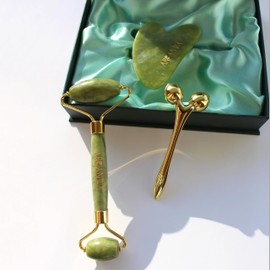 ARI ANWA Skincare® Premium Face Yoga Set with Jade Roller, Gua Sha Jade and 3D Massager for Firm Skin and Defined Contours - Skin Care and Lifting Set