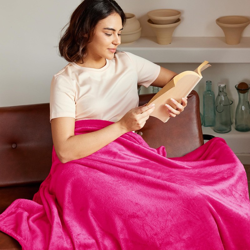 Exclusivo Mezcla Fleece Blanket Queen Size for Bed, Super Soft