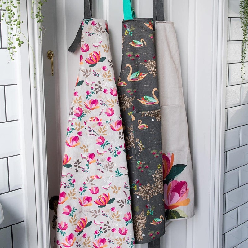 Sara Miller 287133J Flamingo Repeat Adult Apron in Presentation Box