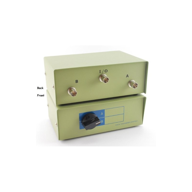 CablesOnline 2-Way Metal A/B BNC Manual Rotary Switch Box (SB-036)