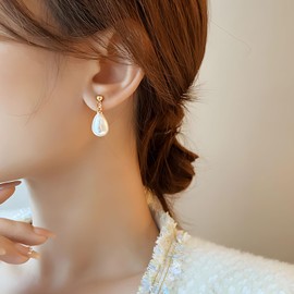 Pearl Earrings 14K Gold Plated Teardrop Pearl Drop Dangle Earrings Waterdrop Pearl Earrings for Women (Waterdrop)