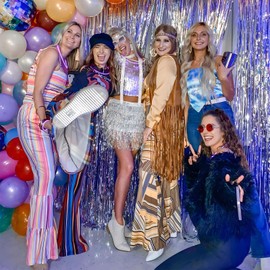 Pack of 9 Women's 60s 70s Glitter Accessories Disco Accessories Costume with Headband Sunglasses Scarf Earrings Bracelet Ring Sequins Skirt Women's Glitter Fancy Dress Accessories for Party Carnival