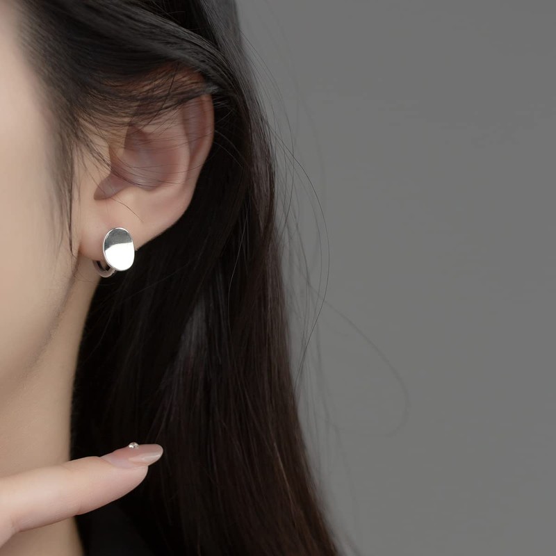 SLUYNZ Sterling Silver Disc Hoop Earrings for Women Minimalist Small