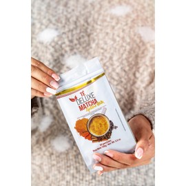 Té Deluxe Matcha Golden Milk with turmeric, Chai Spice Mix, Black Pepper, Ginger, Cinnamon, cardamom, and anise. 20 Servings