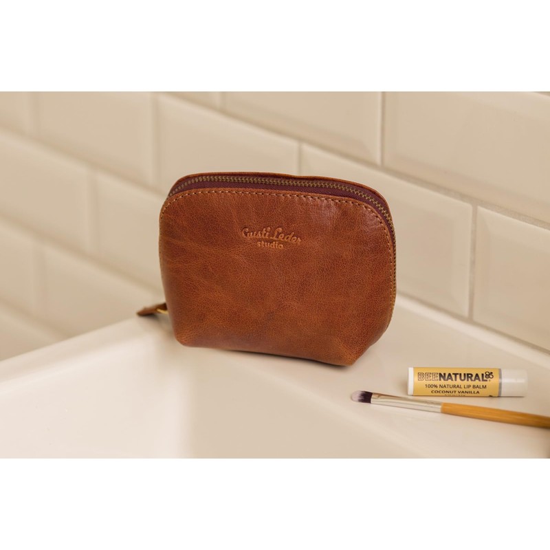 Gusti Leder Studio "Leo" Genuine Leather Cosmetic Make-Up Beauty Bag