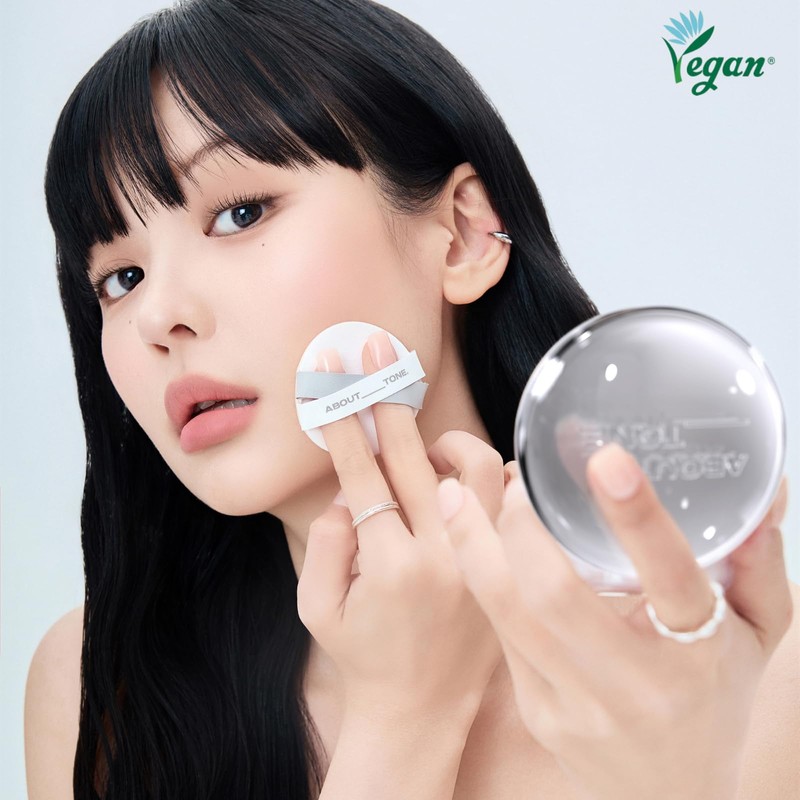 ABOUT TONE Skin Layer Fit Cushion (21 WARM LIGHT, Pack