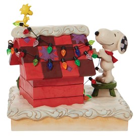 Enesco Jim Shore Peanuts Snoopy and Woodstock - Figura Decorativa de la casa del Perro, 5.12 Pulgadas, Multicolor