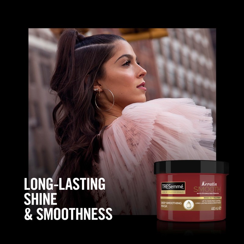 TRESemmé Keratin Smooth Deep Smoothing Mask rinse-out hair treatment with
