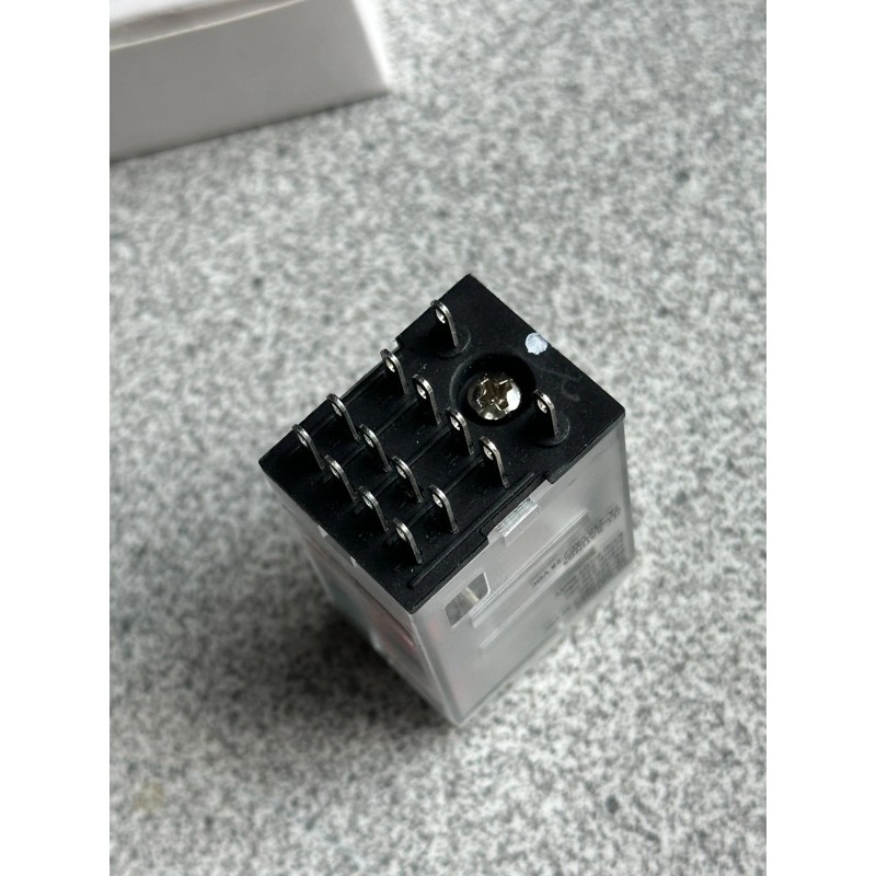 Eaton NEW EATON D2RF4A1 ICE CUBE CONTROL RELAY 4PDT 110VDC