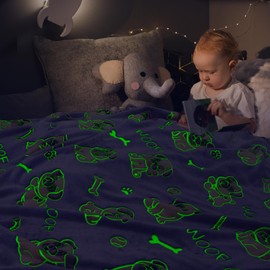 ORDM Glow in The Dark Pug Blanket Dog Pattern Blanket Pug Gifts for Pug Lovers Pug Throw Blanket Fleece for Kids Adults
