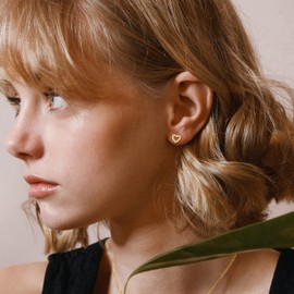 ChicSilver 925 Silver Stud Earrings with Zirconia Star Moon Stud Earrings Tiny Heart Stud Earrings with Zirconia Piercing Minimalist Earrings for Valentine's Day Birthday Wedding, Sterling Silver