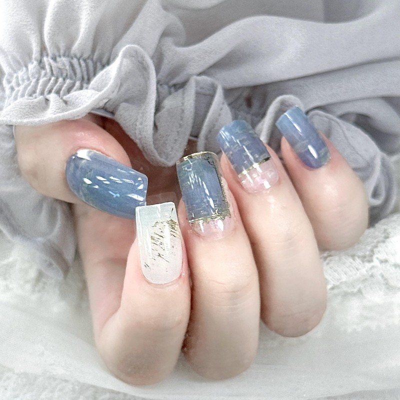 Nail Seal (Monet)