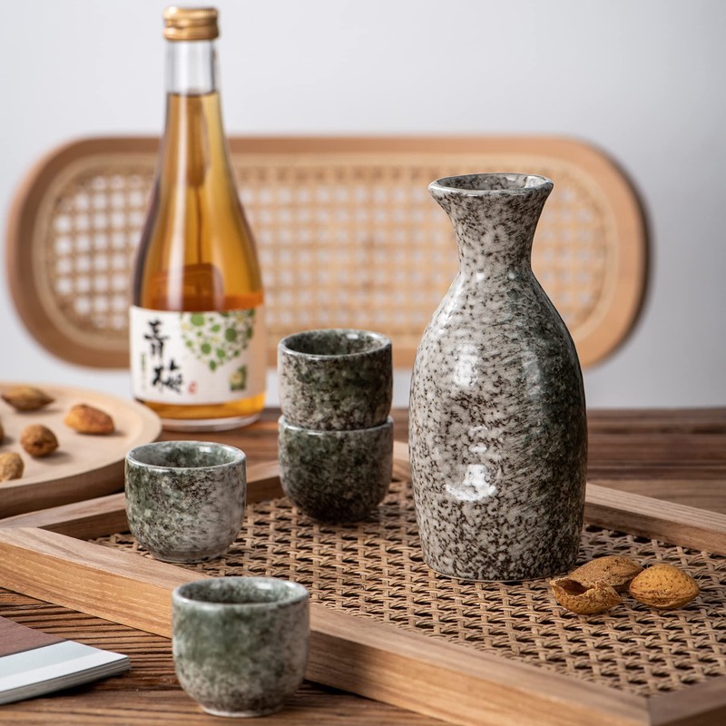 Japanese Sake Set Sake Cups Tokkuri Bottle 10oz 1PC and