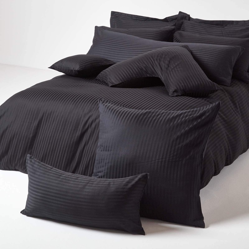HOMESCAPES Black Pure Egyptian Cotton Euro Size Pillowcase 40 x