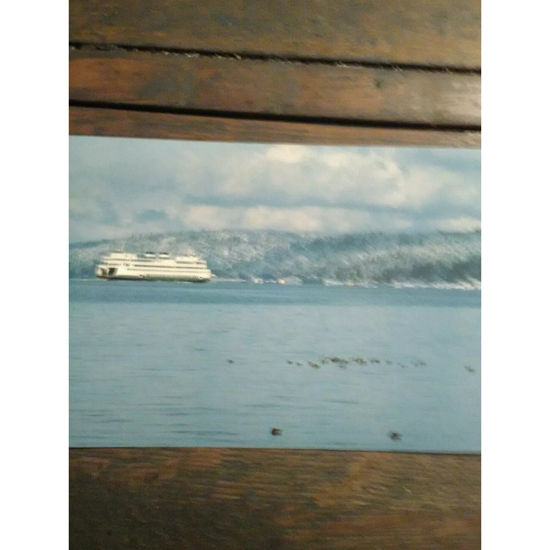 PACIFIC NORTHWEST WASHINGTON STATE FERRIES CHRISTMAS POST CARD FERRY IN