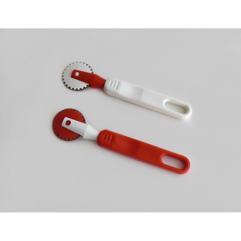 Tredoni 1.6" Dough/Ravioli Stamp Cutter & Sealer Wheel - 4cm