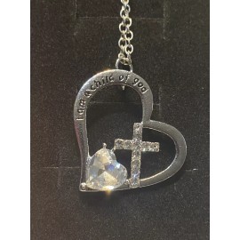 Unbranded Woman’s Cute  Silver  Plated Heart With Simulated Diamonds  Pendant Necklace