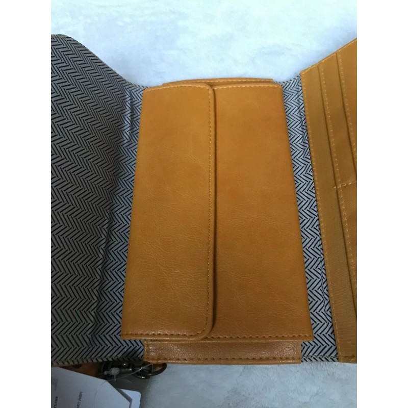 Time & Tru Women's Yellow Isabella Wristlet Smartphone Wallet 7.75"