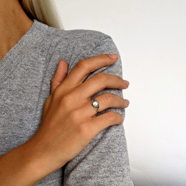 Silverly Women's .925 Sterling Silver White Mother Of Pearl Shell Cute Ring