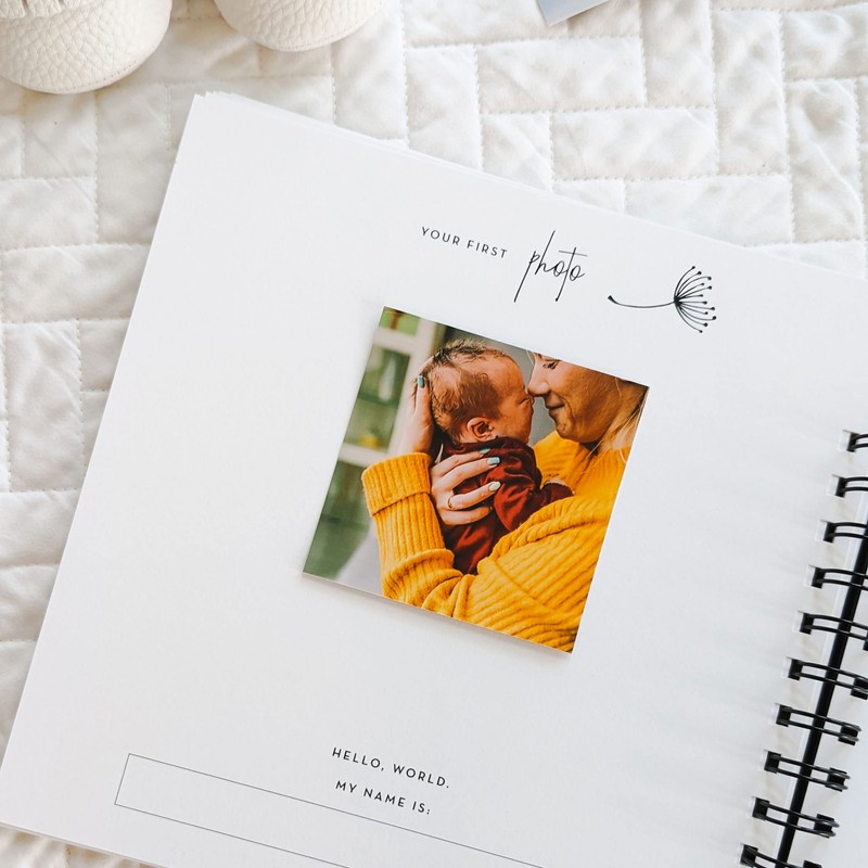 Pregnancy Journal: Welcoming Our Little One, A simple black and
