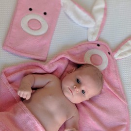 Zoe Sage Baby Hooded Towel - Super Absorbent and Luxuriously Soft Baby Towel and Mitt Made from Bamboo and Cotton - Baby Towel Newborn - Generous Size 110 x 65 cm - Rosa Pink Bunny