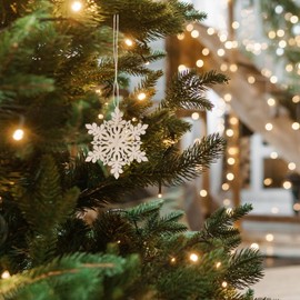 VORCOOL Christmas Wooden Snowflake Pendant: 10Pcs Decoration Embellishments with String Unfinished Wood Disc