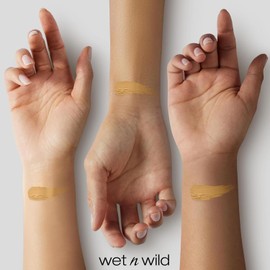 Wet n Wild Base de Maquillaje Photo Focus Tono Desert Beige Acabado Mate para Piel Grasa, Alta Cobertura,Compatible con Primer, Corrector y Polvo Compacto, Vegana y Libre de Crueldad, Fórmula Ligera de Larga Duración a Prueba de Agua y Sudor, resistente a