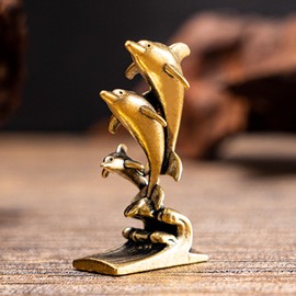 CHOVY 1PC Vintage Brass Three Golden Dolphins Statue - Perfect Artistic Decor for Home, Office, or Café - Ideal for Bookshelves, Living Room, and Desktop - Add Charm and Fun to Your Space