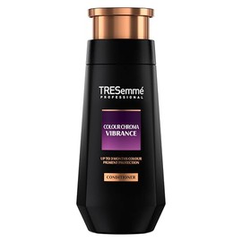 TRESemme Colour Chroma Vibrance Conditioner hair care for a vibrant, glazed finish 300 ml