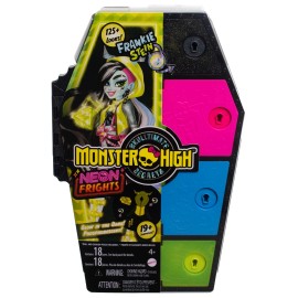 Monster High Skulltimate Secrets 3 NEON FRIGHTS Doll  FRANKIE STEIN IN HAND