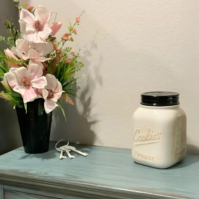 Young's Inc. Ceramic Cookie Jar - Cute Kitchen Counter Storage