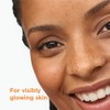 Simple Protect 'N' Glow Express Glow - Esmalte exfoliante para