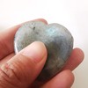 Lovionus89 Thumb care stone, hand-carved heart-shaped polished healing crystal accents