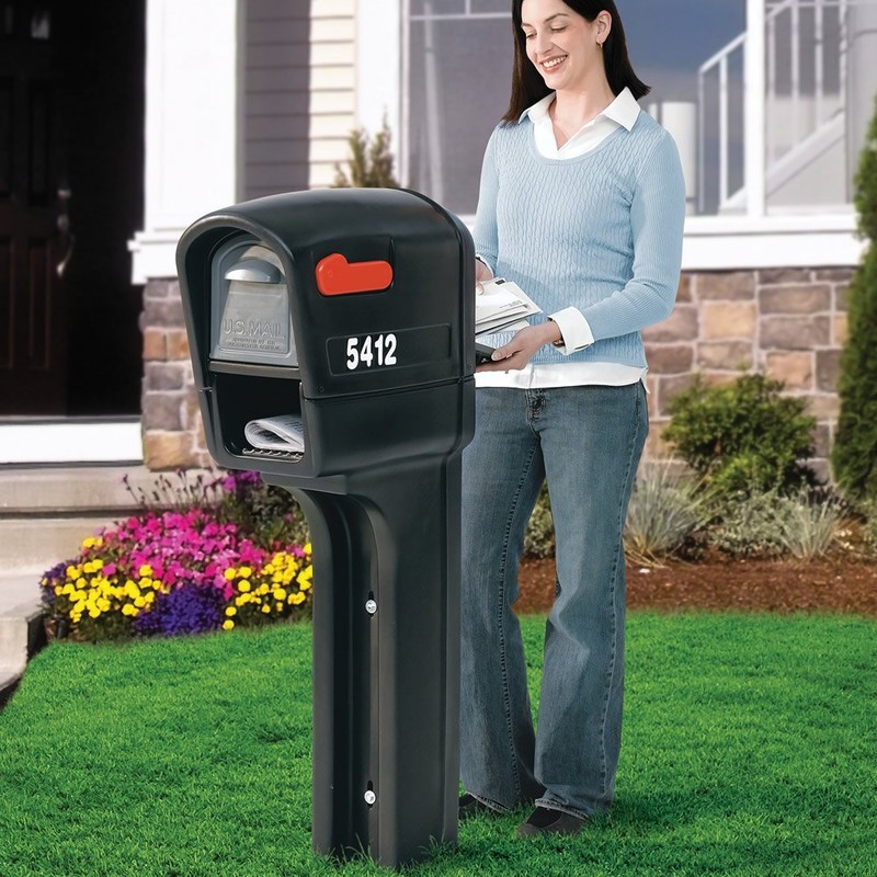 Step2 MailMaster Plus Mailbox & Post, Weather Resistant, Large Outdoor