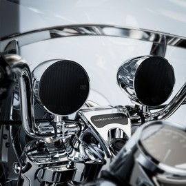 GoHawk TR42-Titan 4.1 Channel Amplifier 4.25" Full-Range Waterproof Bluetooth Motorcycle Stereo 2 Speakers Audio System AUX USB Radio for 7/8-1.25" Handlebar Harley Touring Cruiser ATV Chrome