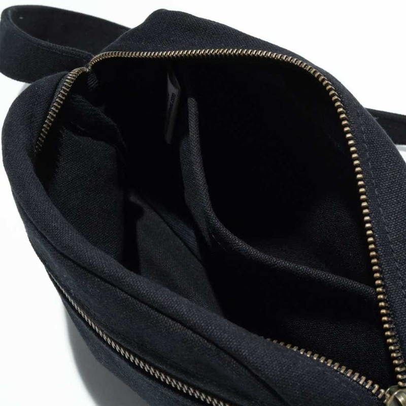 Terra Thread Organic Cotton Cadera Bumbag, Black