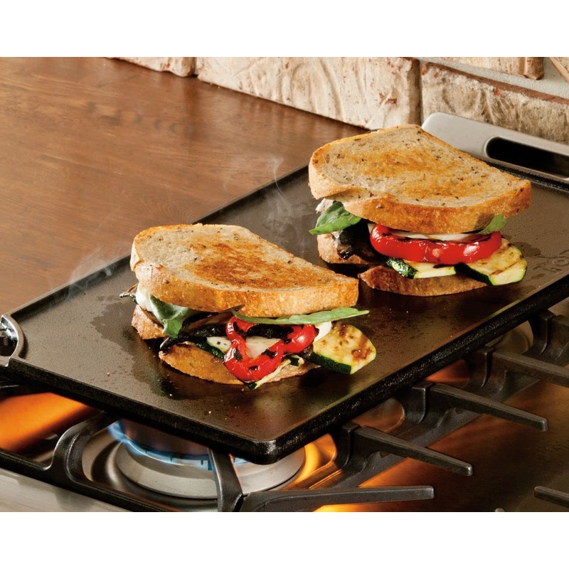 Lodge Reversible Cast Iron Grill/Griddle – 9.5 x 16.75 Inch