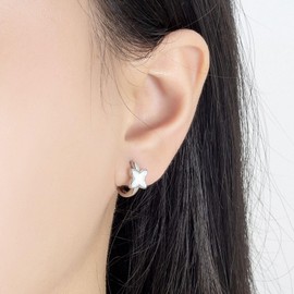 Small Hoop Earrings, Hypoallergenic Silver Four-Leaf Clover Hoop Earrings for Women Girls│Huggie Hoops Jewellery Gifts for Mum Daughter