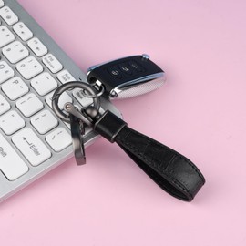 Aotoyou Short Key Chain, Leather Key Ring with Key Ring for Keys, Car Keys, Charms (Black)