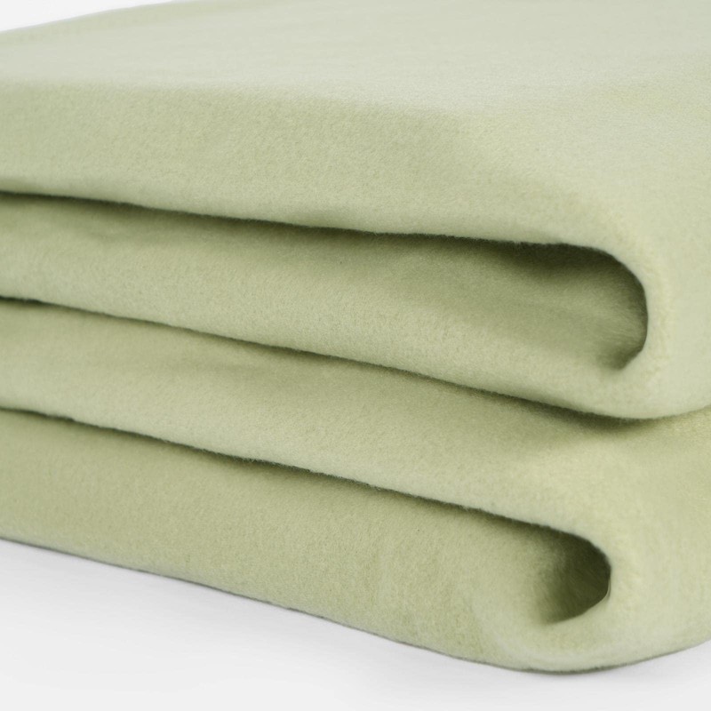 Dreamscene Warm Polar Fleece Throw Over Super Soft Luxury Sofa