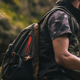 Snap Hook Clip with Rope - Portable Though Anti-Lost Strap Underwater Safety Rope,Practical Metal Clip Hook Diving Swivel Bolts Snap Hook for Flashlights Reels Dive Accessories