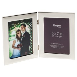 Hampton Frames WOBURN Hinged Double - 5x7 (13x18cm) Silver Picture Photo Frame Glass WA7405V