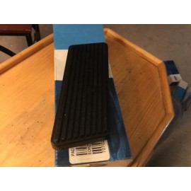 Ford NOS FORD 1980 1989 HEAVY TRUCK GAS PEDAL B F FT 600 700  GAS NEW OEM