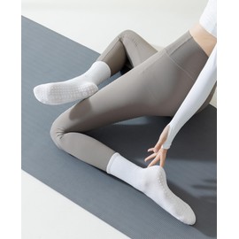 vvallis Pilates Socks, Yoga Socks with Grips for Women, 3 Pairs Non Slip Grip Socks for Barre, Dance, Barefoot Workout (Cotton Blend, C04-2 White+1 Pink)