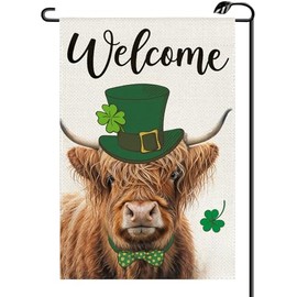 St Patricks Day Welcome Garden Flag 12x18 Inch Vertical Double Sided Highland Cow with Green Hat Lucky Shamrocks Small Flags Farmhouse Outside Decoration For Yard (ONLY FLAG) SP32